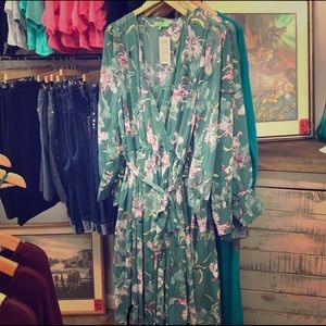 *PLUS SIZE* Sage Floral Plus Size Dress